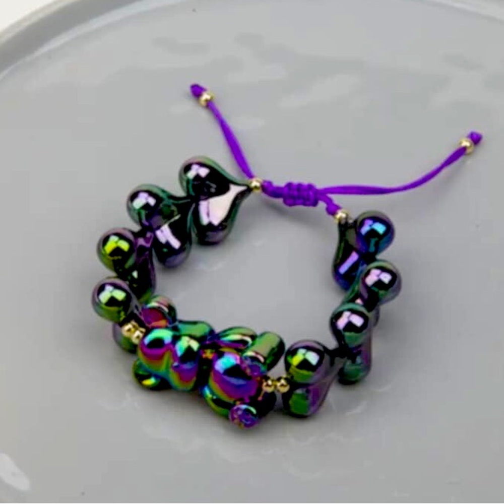 Cute bracelet 😍😍💞